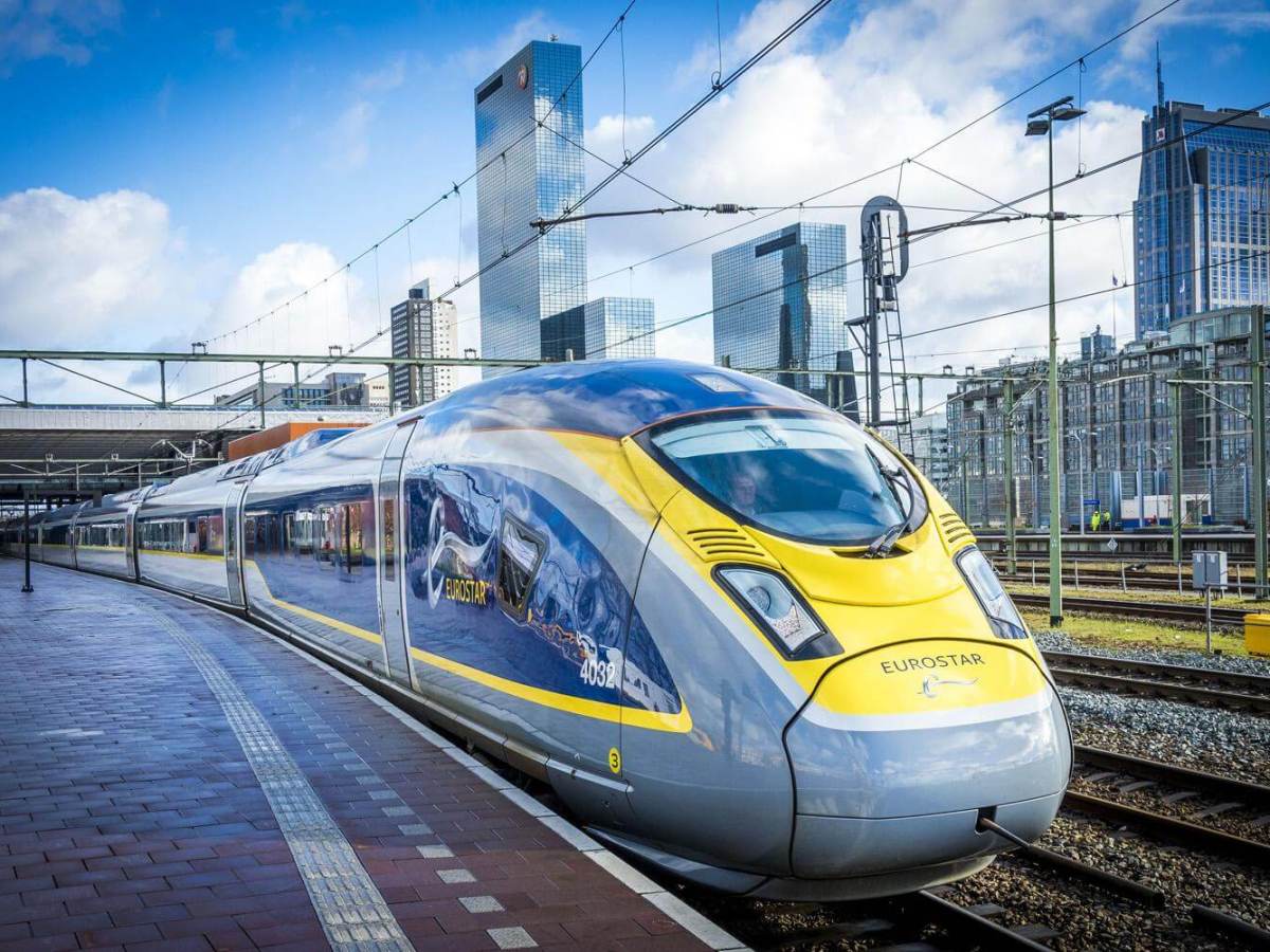 Top 6 Fastest High-Speed Trains In The&nbsp;World
